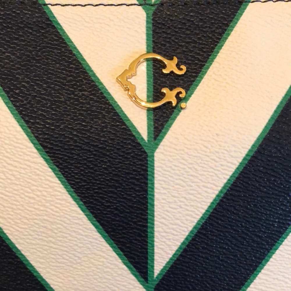 C Wonder Clutch - Picture 2 of 4